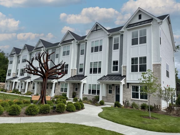 Exterior Building at Enclave Crystal Lake Townhomes and Apartments, Crystal Lake