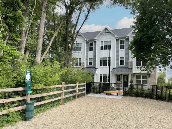 Pet Park at Enclave Crystal Lake Townhomes and Apartments, Crystal Lake, Illinois