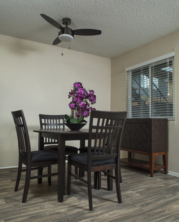 Fifteen 50 Apartments Las Vegas, NV - 2 Bedroom 1 and a Half Bathroom Apartment - Dining Room