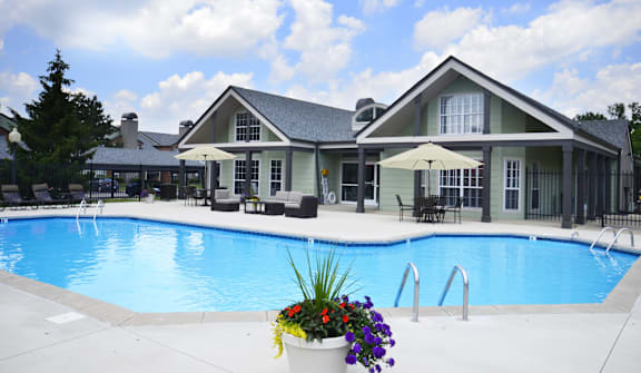 Metropolitan Fishers Swimming Pool
