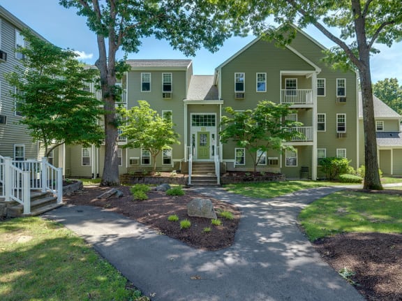 Walking Trails at Station Pointe, Mansfield, 02048