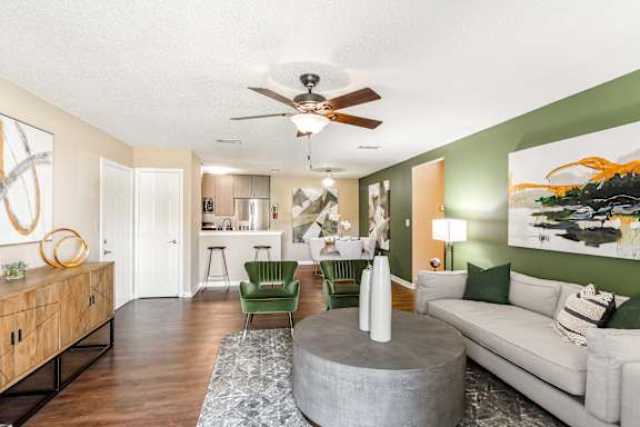 Hardwood floors at Crossgates Apartment Homes, Mississippi 39759