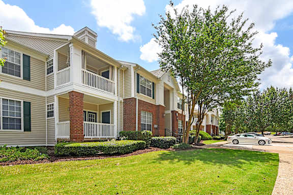 Patio/balcony at Legacy Apartment Homes in Ridgeland, MS