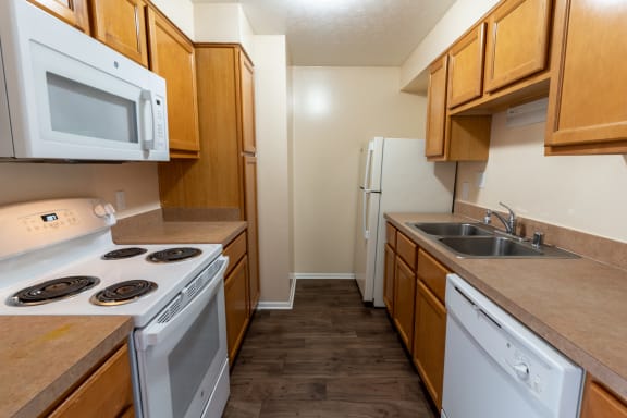 Fully Furnished Kitchen at Crestview at Louisville Apartments, Kentucky