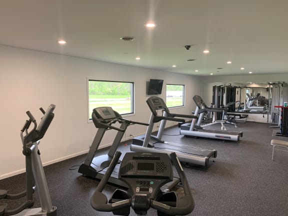 Modern Fitness Center at Pickwick Farms Apartments