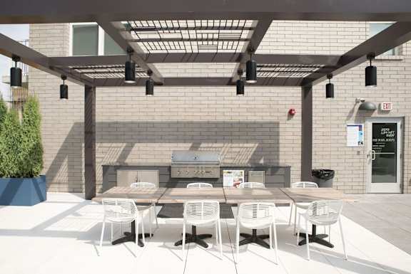Outdoor Pergola at The Whit Apartments, Indianapolis