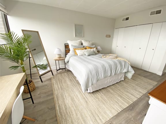 Comfortable Bedroom at Walnut Towers at Frick Park, Pittsburgh, Pennsylvania