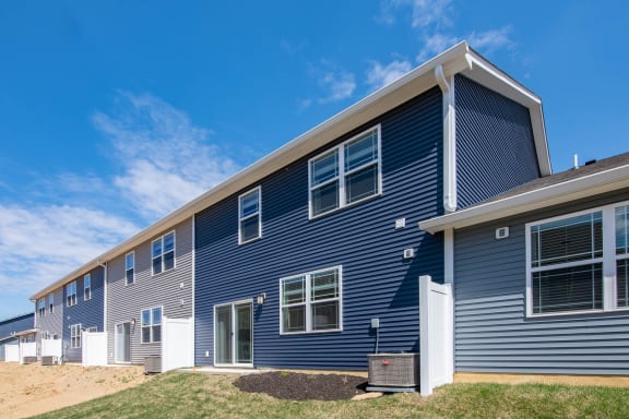 Exterior View at Jackson Run Townhomes, Whitestown, IN