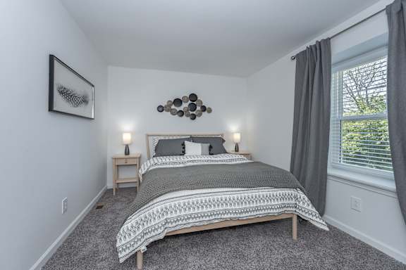 Large Bedroom at Ten31, Dayton, 45458