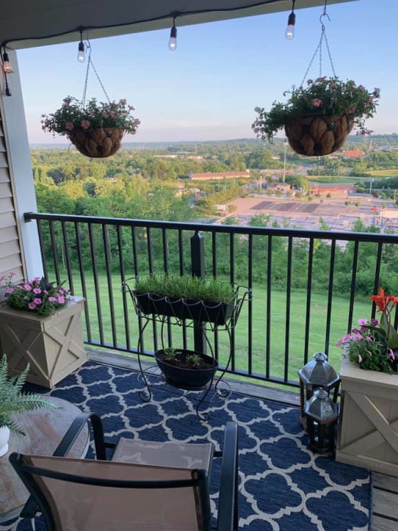 Balcony And Patio at Hilltop Apartments, Ohio