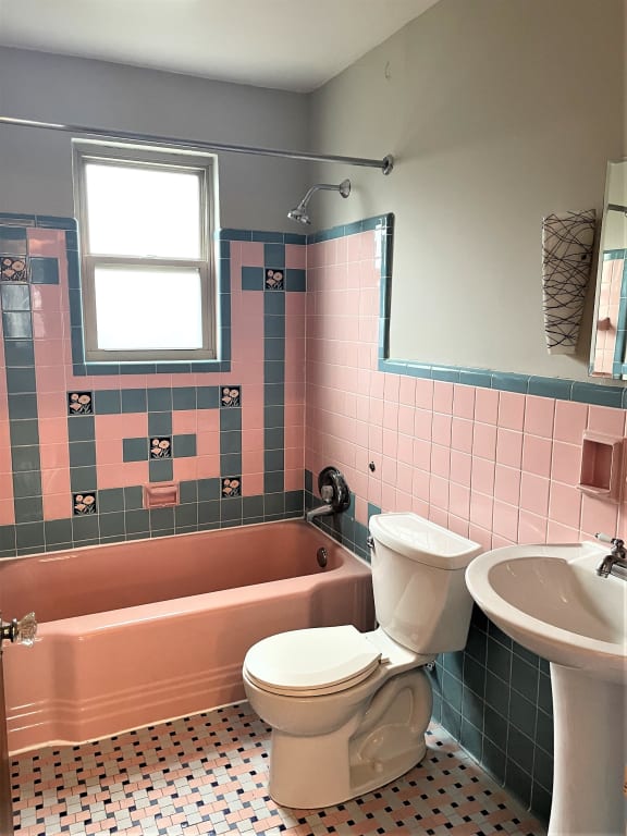 Bathroom at Cincinnati Premier Living*, Cincinnati, OH