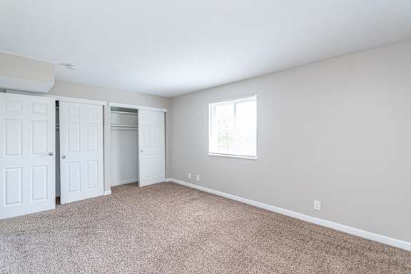 Bedroom with closets at Trails at Mariemont, Cincinnati, OH
