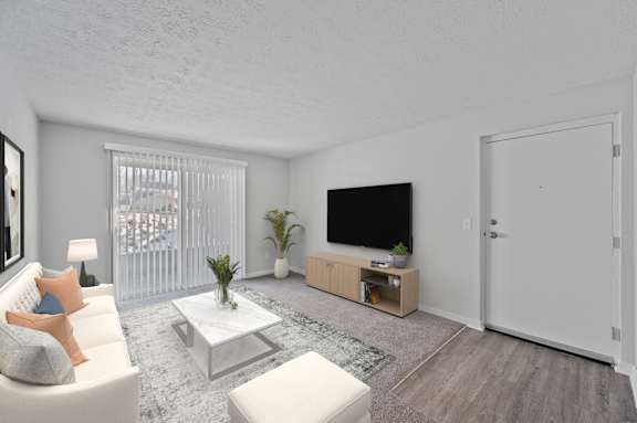Classic Living Area With TV at The Apex, Cincinnati, 45239
