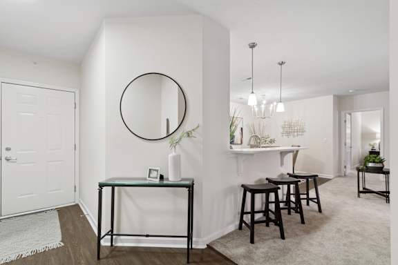 Eat In Kitchen at Roebling Row, Covington, KY, 41011-1720