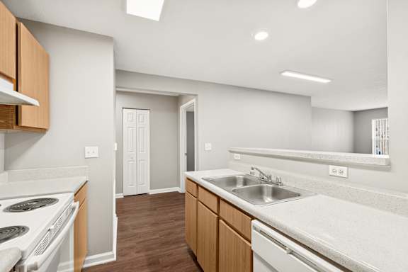 A kitchen with top oven at Waterfront Pointe, Indiana, 46214