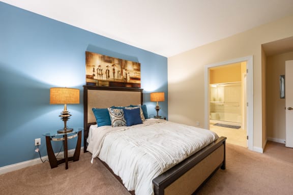 Bedroom With Closet at Grove City Summit, Grove City, OH