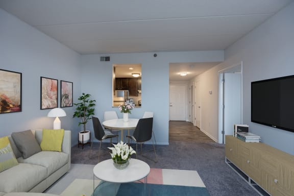 Living Rom With TV at Gramercy on Garfield, Cincinnati, OH