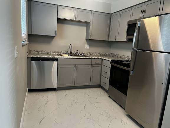 Modern Kitchen at Cincinnati Premier Living*, Ohio, 45213
