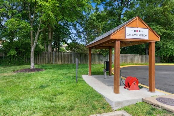 Property Park at Rose Hill Apartments, Alexandria, VA