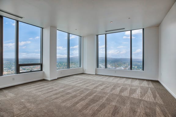 Penthouse bedroom with carpet Penthouse bedroom with carpet at The Bravern, Bellevue, WA