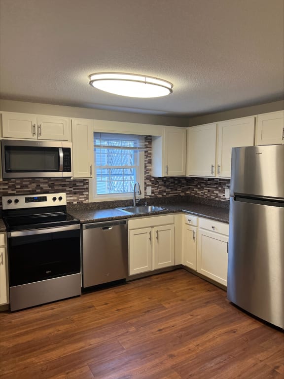 Backsplash at Summit Terrace at Woodland Apartments, Cape Elizabeth, ME, 04107