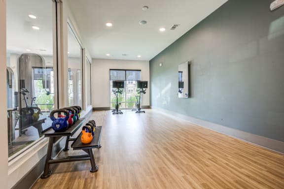 additional photo for property listing at chic digs with room to stretch out in the village 22 car at Century University City, Charlotte, NC