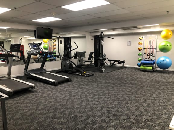 Modern Fitness Center at Carisbrooke at Manchester Apartments, Manchester, 03102
