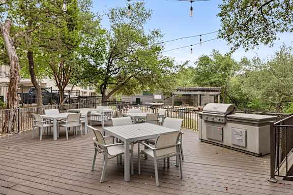 Grill Stations at Bridge at Canyon Creek, Austin