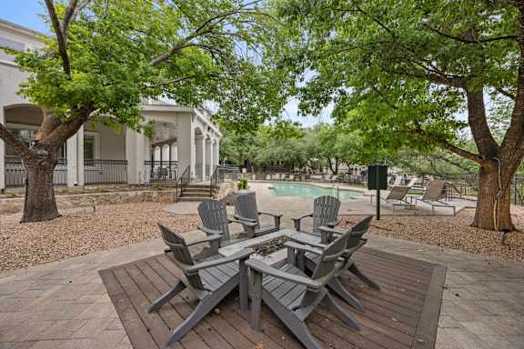 Outdoor Firepit Patio at Bridge at Canyon Creek, Austin, TX