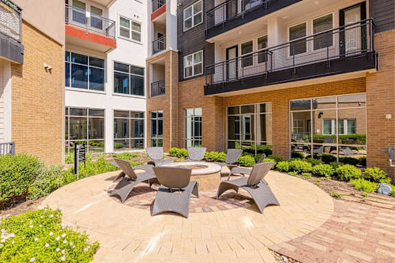 Firepit Patio at Bridge at Henley, Austin