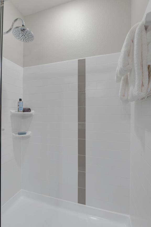 Model Shower at Caldwell, Houston