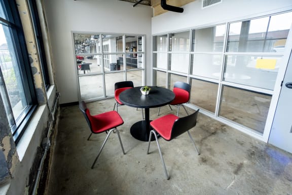 Conference Room at Conwood Flats Apartment Homes, Tennessee, 38107