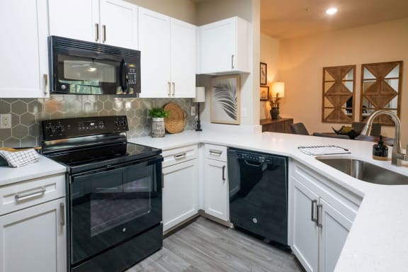 Gourmet Kitchens with Breakfast Room or Breakfast Bar at Ashby at Ross Bridge, Hoover, AL 35226