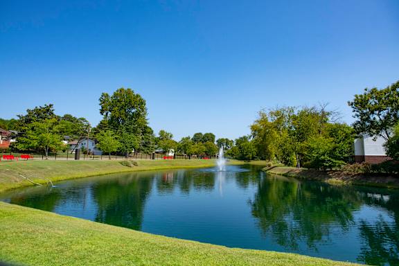Pond View at Parc 1346, Chattanooga
