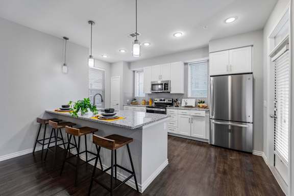 Modern Kitchen at The Ovilla at Legacy Square in Red Oak, TX