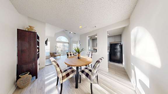 Dining Room at Pointe Royal in Overland Park, KS
