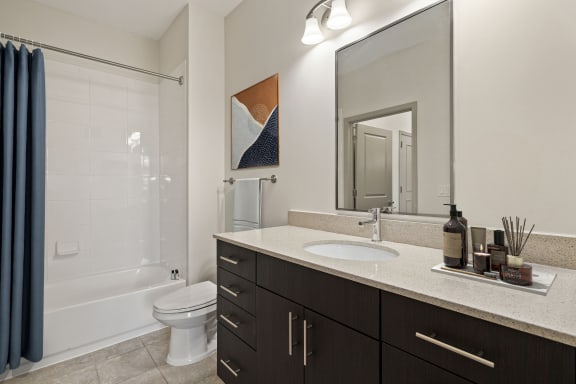7001 Arlington Bathroom