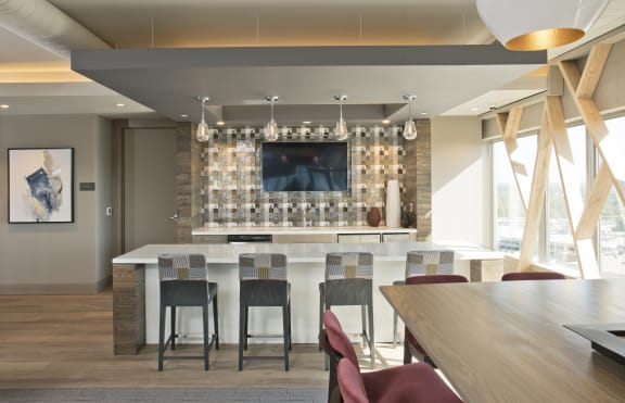 Rooftop clubroom bar