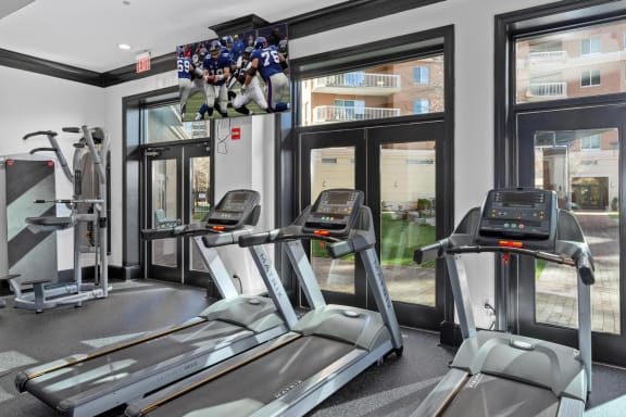 the gym at the flats at big tex apartments