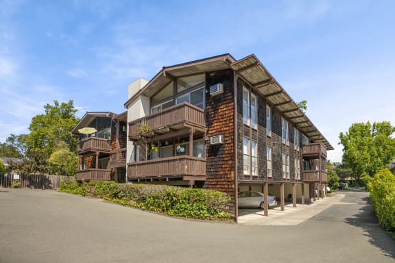 Side Property View at 3543 Brook Street Apartments in Lafayette, CA