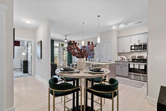 Elegant Dining Area at 198 Milltown Apartments, Burlington, 27215