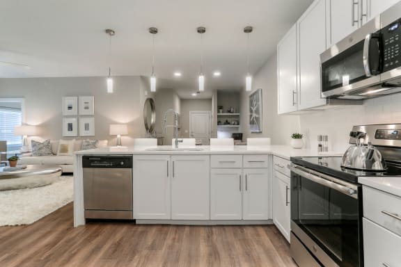 pendant lighting over kitchen counter top at Annandale Apartment Homes, Murfreesboro, TN
