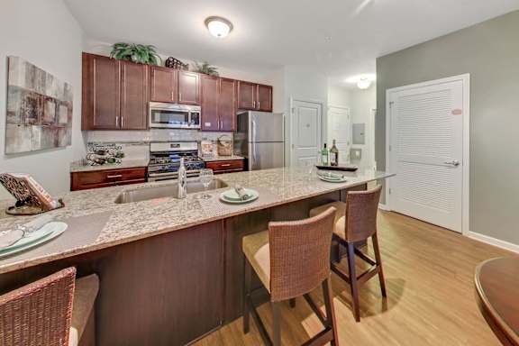 Gourmet Kitchen at Wheaton 121, Wheaton
