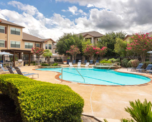 Swimming pool at Park Hudson Place Apartments, Bryan