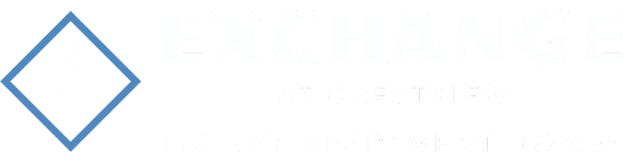 A logo for a luxury apartment home exchange at Crestview.