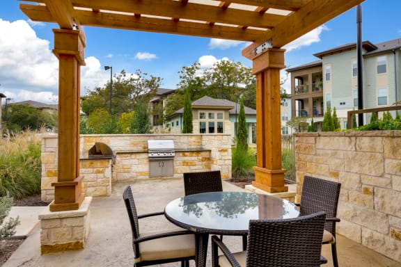 Outdoor Grilling/Picnic Area