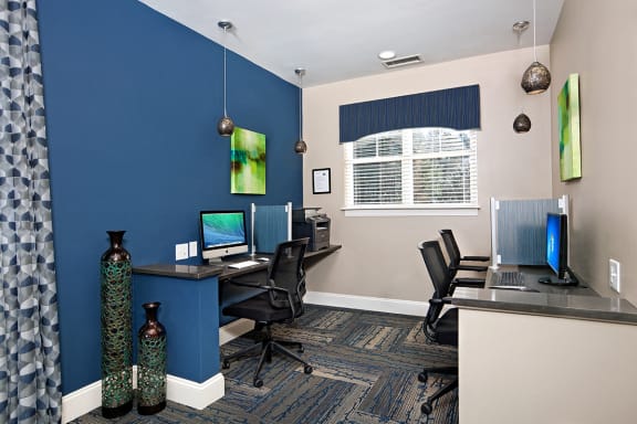 Business Center with Computers and Wireless Printing