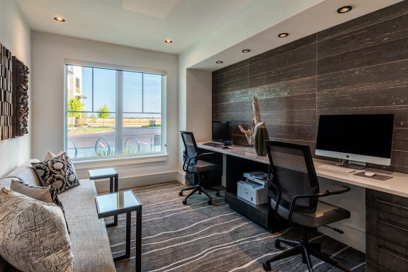 24-Hour Business Center with Computers and Printer