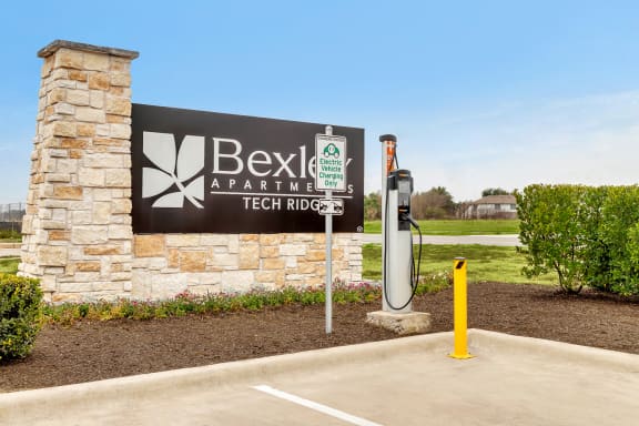 ChargePoint Car Charging Station