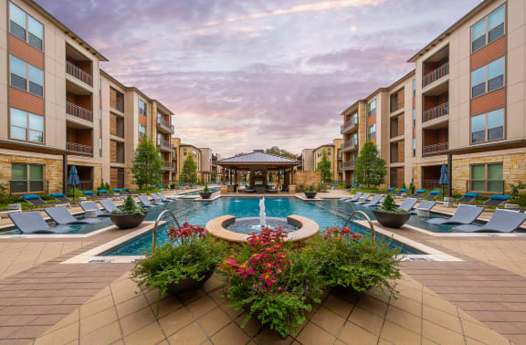 Bexley Grapevine Pool